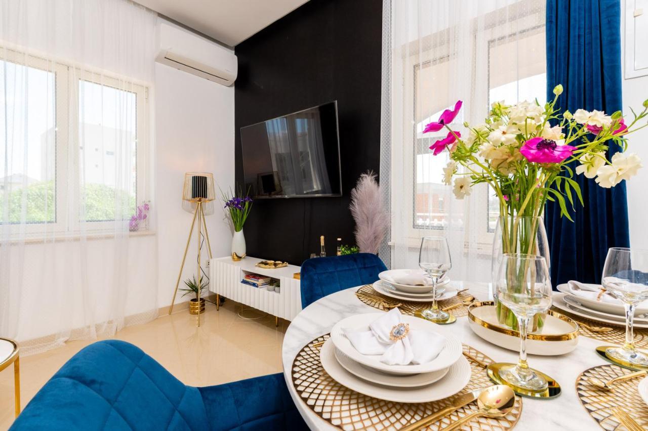 Apartment Luxa 5 Min Old Town, 10 Min Airport *