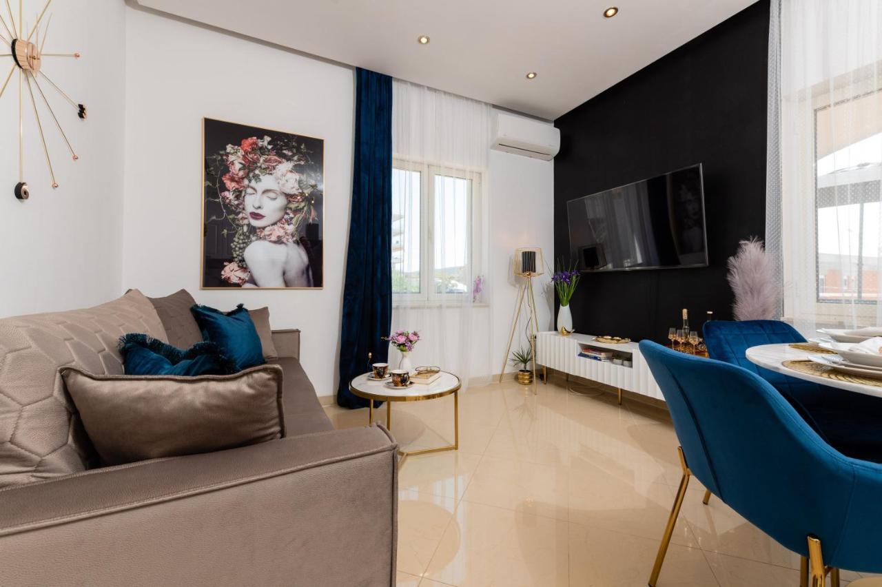 Luxa 5 Min Old Town, 10 Min Airport * Trogir